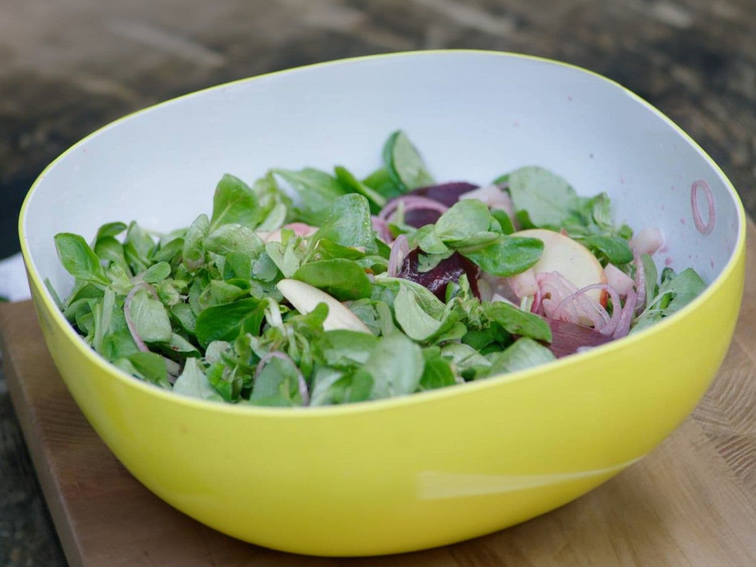Verschillende salades voor bij de BBQ