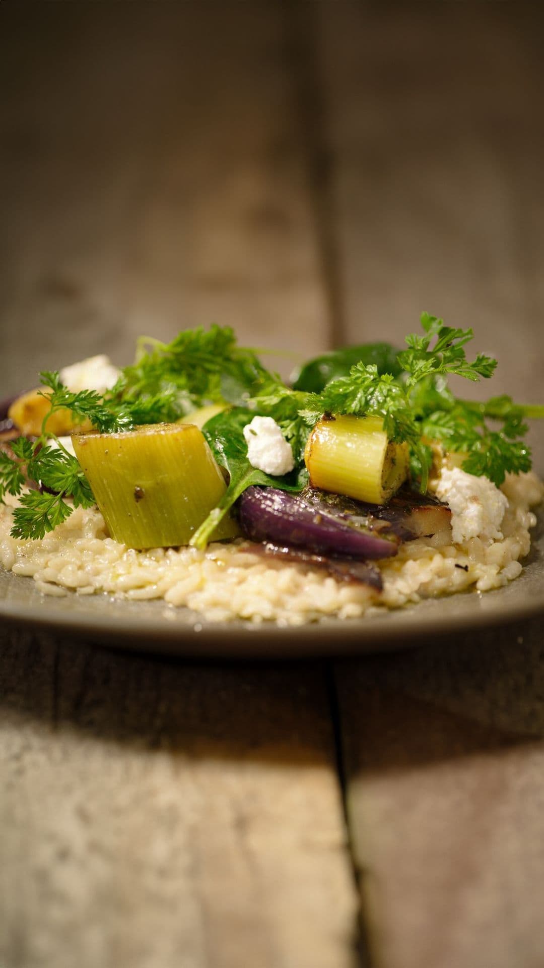 Risotto met rode ui, prei en Belgische geitenkaas