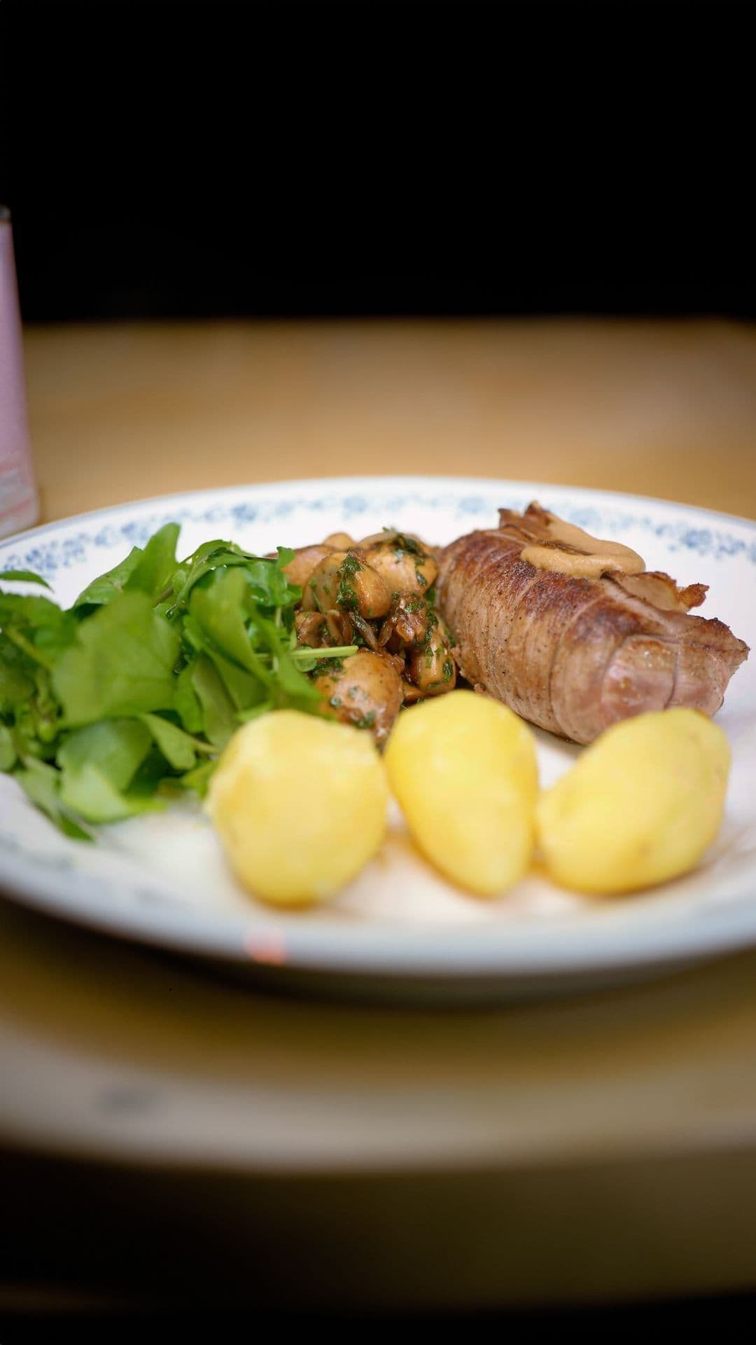 Blinde vinken met gebakken champignons en aardappelen 