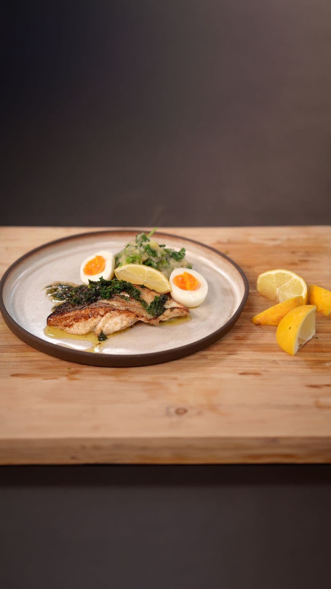 Schelvis met geplette aardappel en venkel