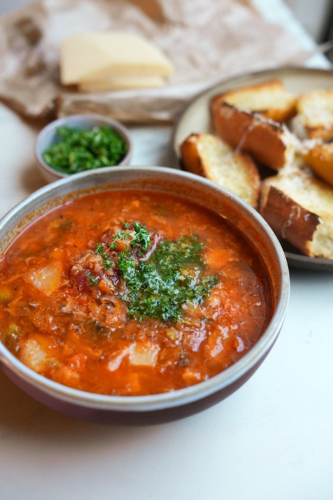 Winterse minestrone met kikkererwten