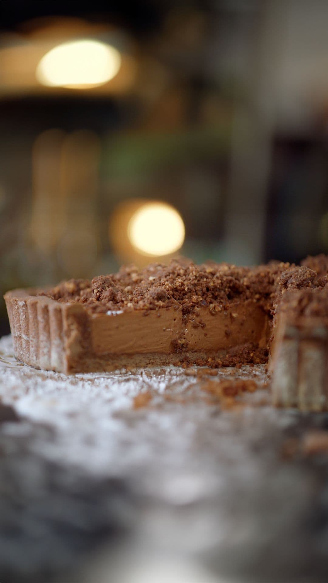 Chocolademoussetaart met chocoladecrumble