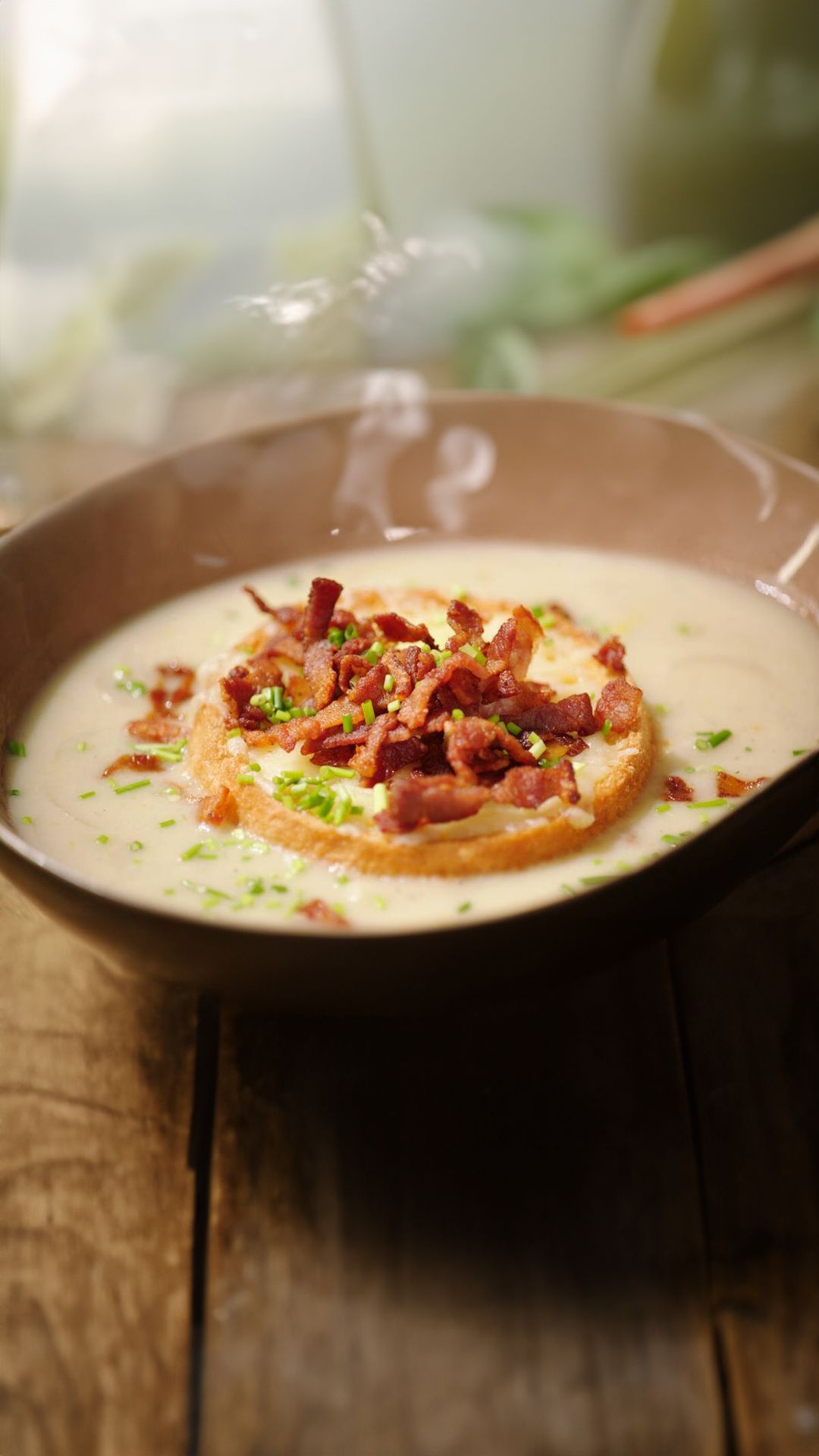 Witloofvelouté met spek en kaas