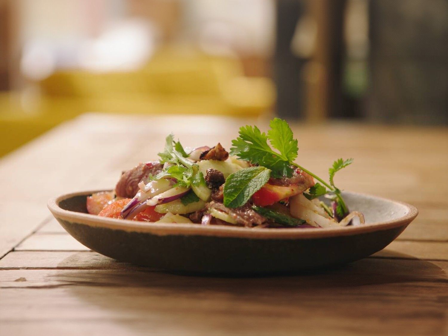 Oosterse salade met eendenborst