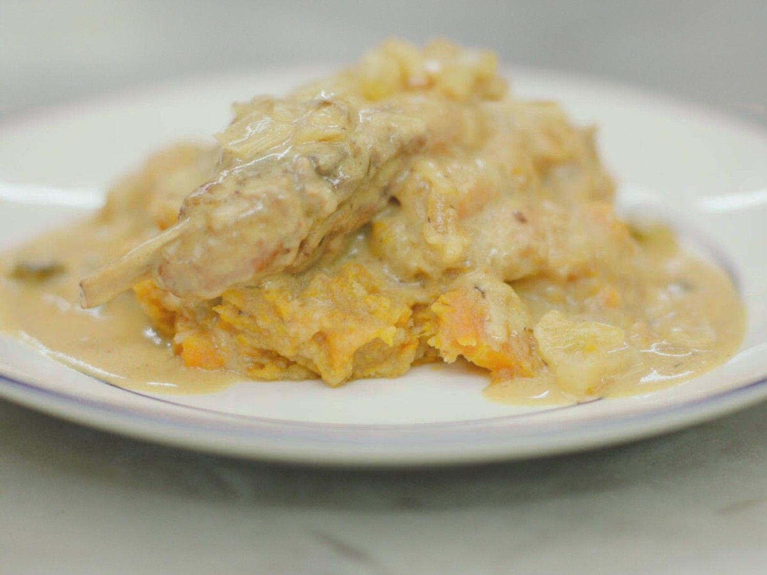 Ragout van konijn met wortelstoemp