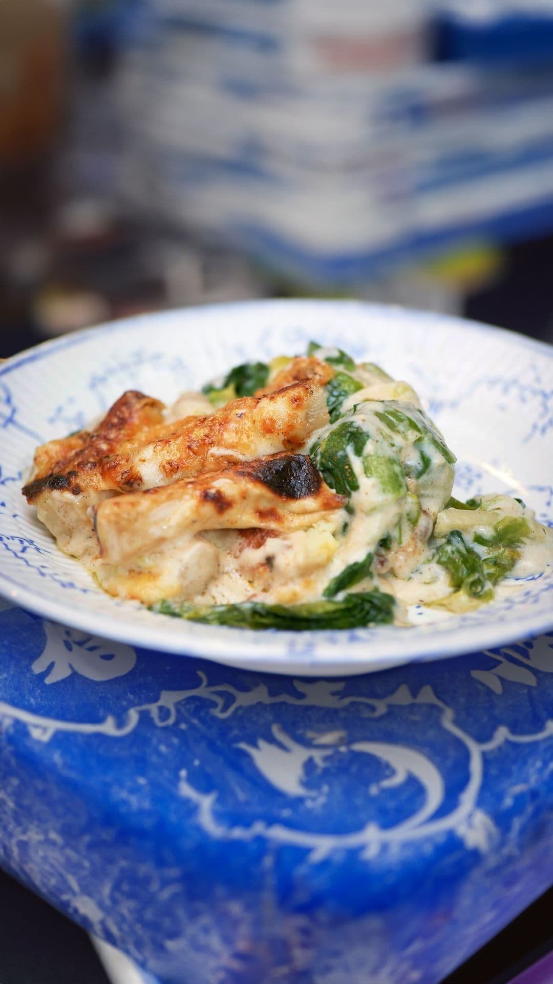 Ovenschotel met aardappel, andijvie en schorseneren