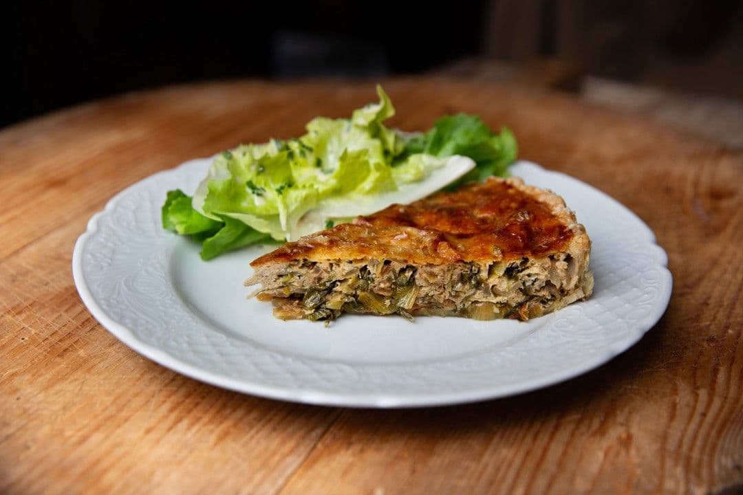 Quiche met andijvie, ui en schapenkaas