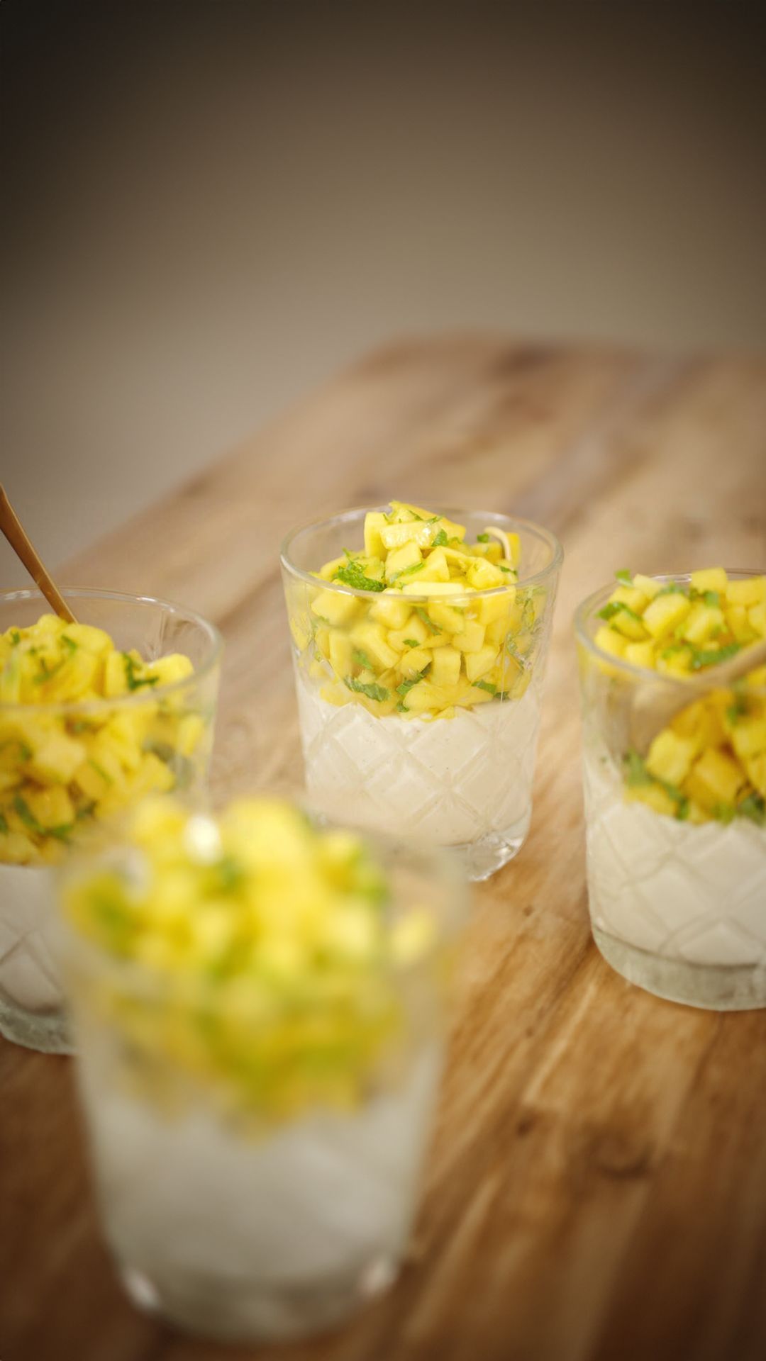 Vanille/kokosbavarois met mango