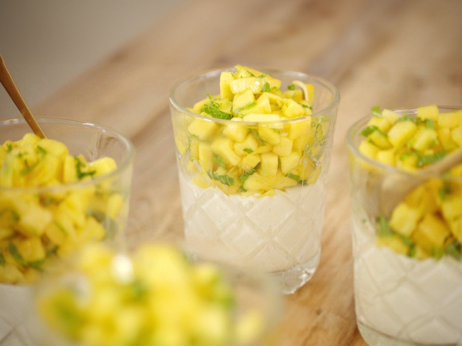 Vanille/kokosbavarois met mango