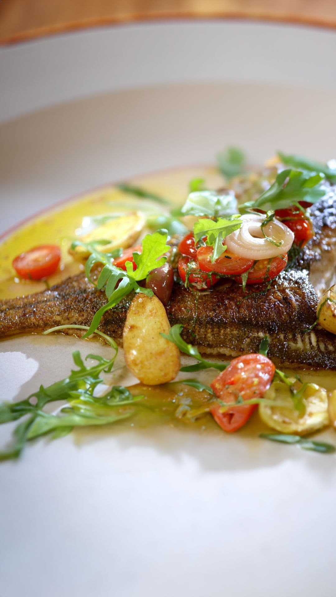 Pladijs met groentevinaigrette en krieltjes