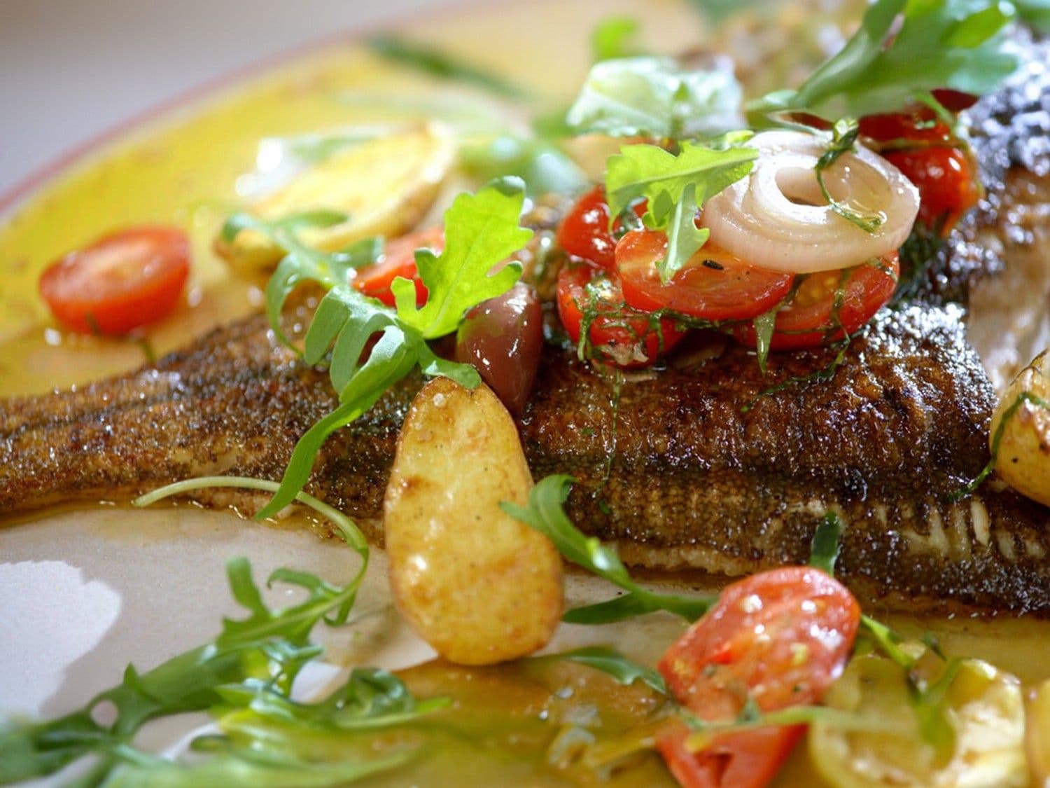 Pladijs met groentevinaigrette en krieltjes