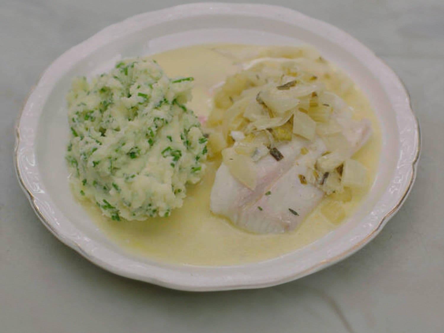 Vis met bieslookpuree en romige venkel