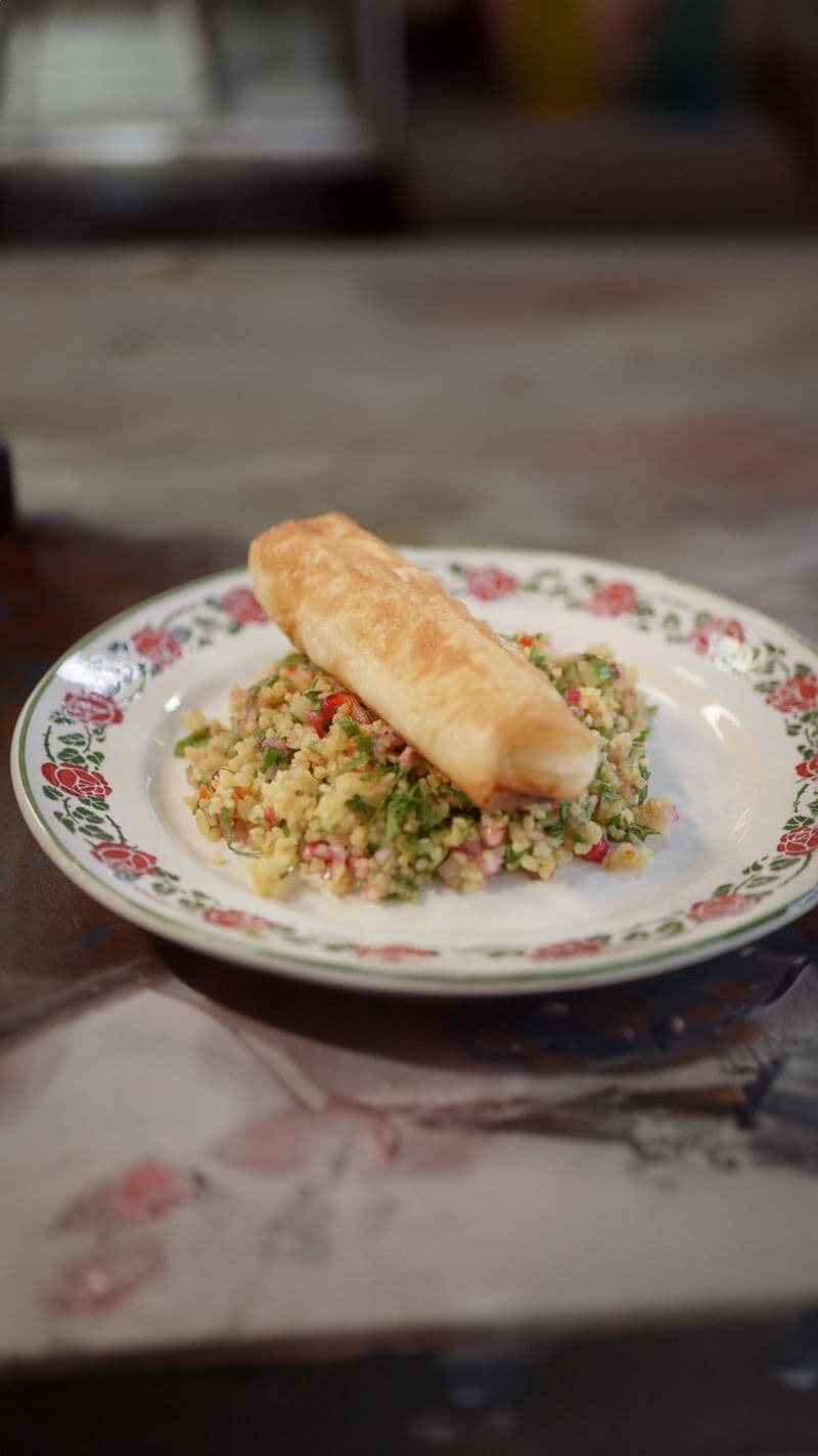 Asperges in filodeeg met feta en taboulé met bulgur