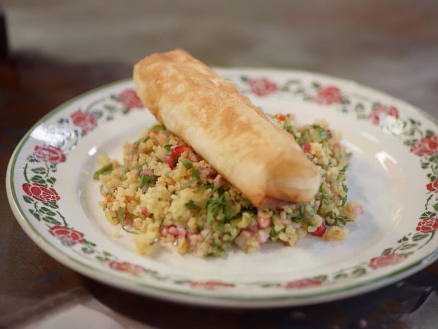 Asperges in filodeeg met feta en taboulé met bulgur