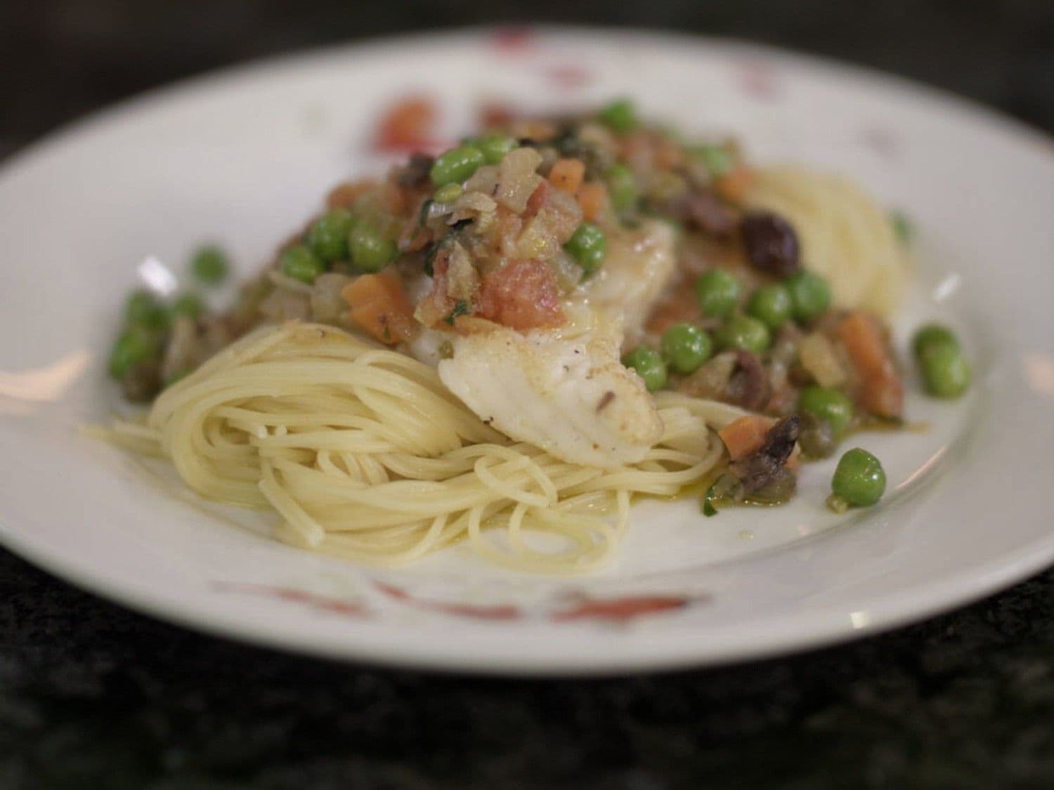 Pasta met zeewolf en groentesaus