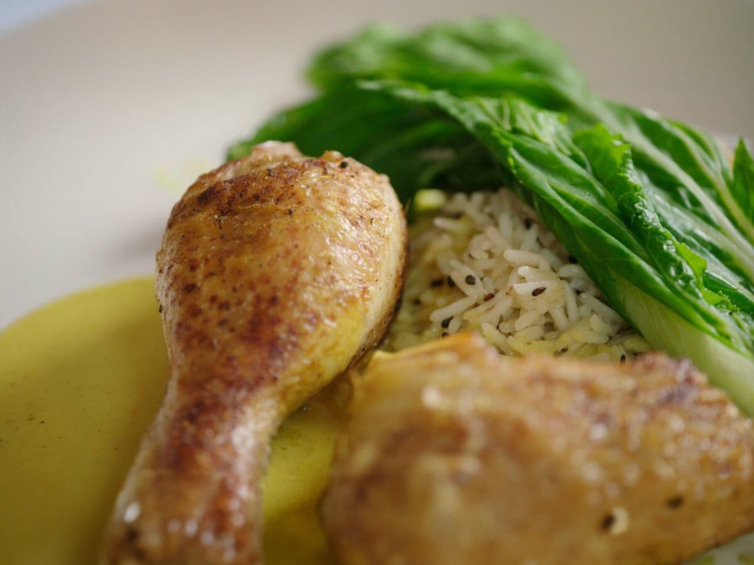 Kip in currysaus met rijst