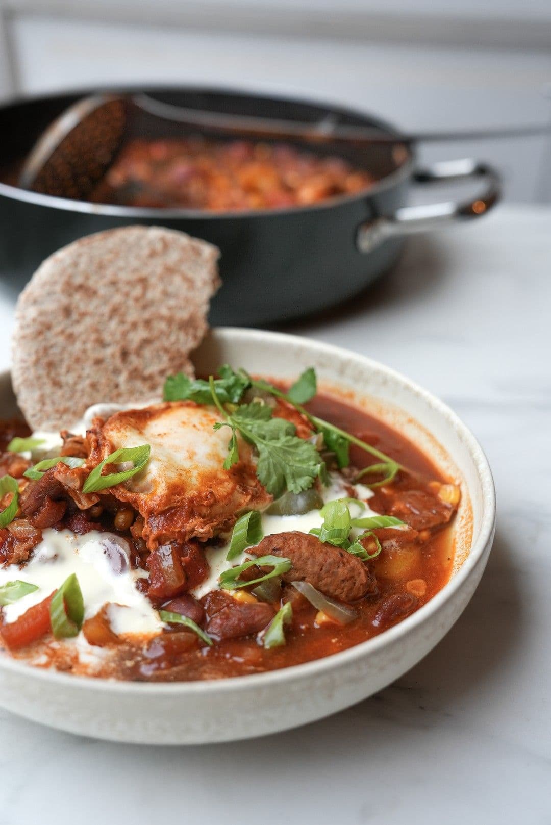 Mexicaanse shakshuka met bonen