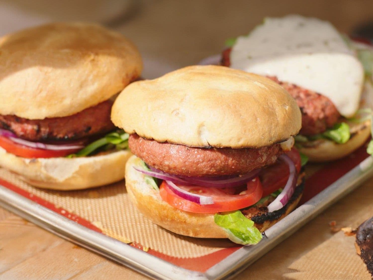 Runderburger met chorizo en tomatenaioli