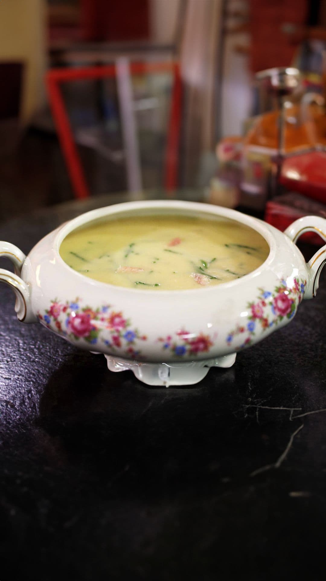 Aardappelsoepje met gerookte paling