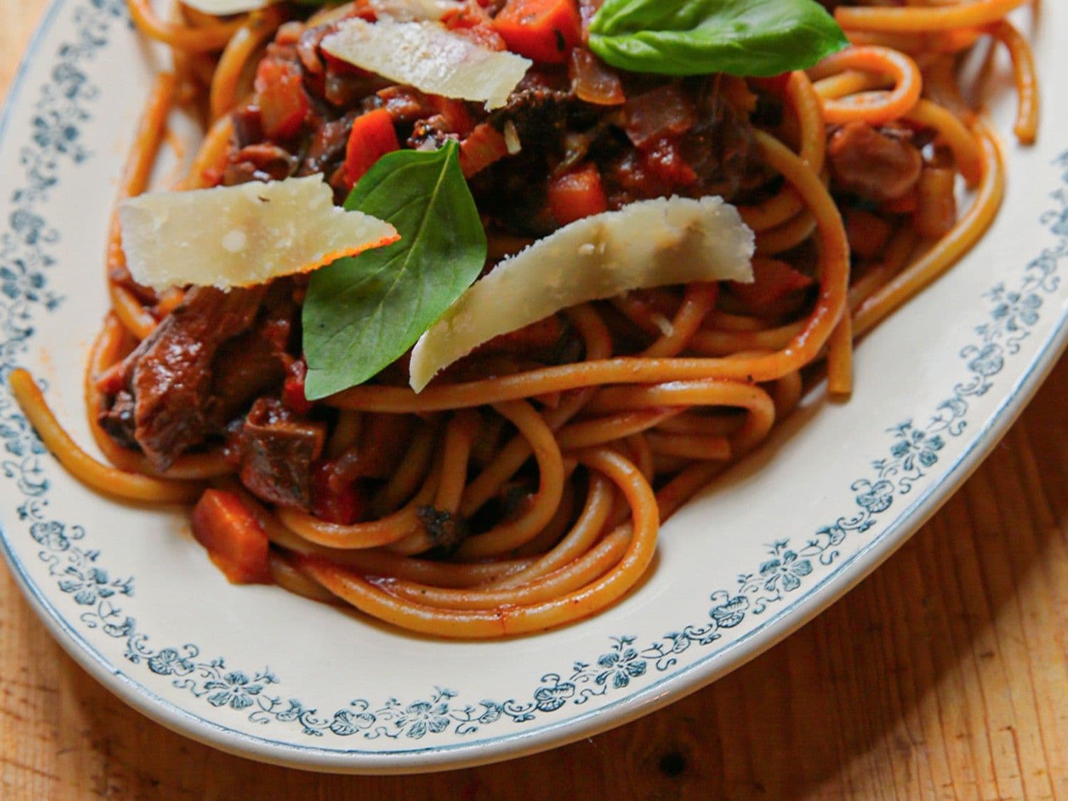 Bucatini met champignonragout