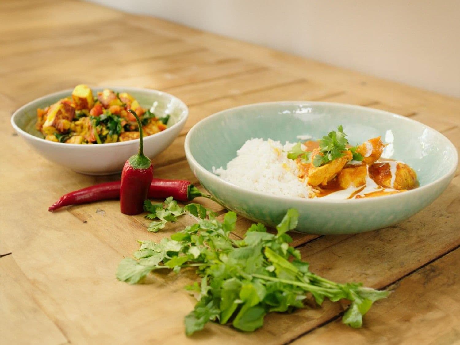 Madras curry met kip en saag paneer