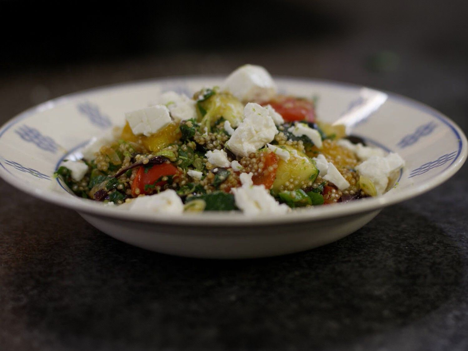 Salade met quinoa en fetakaas
