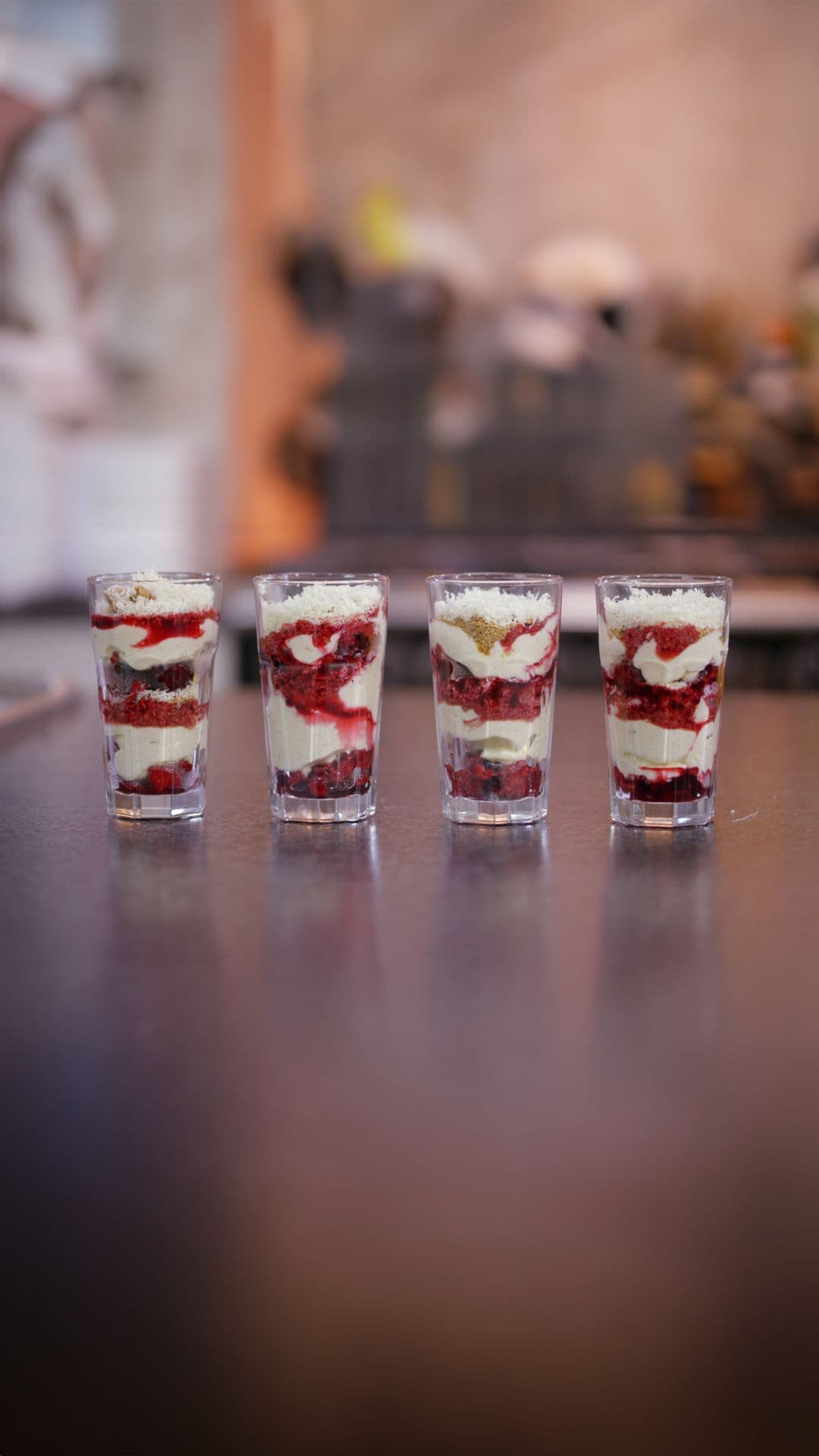 Trifle van rood fruit, mascarpone en witte chocolade
