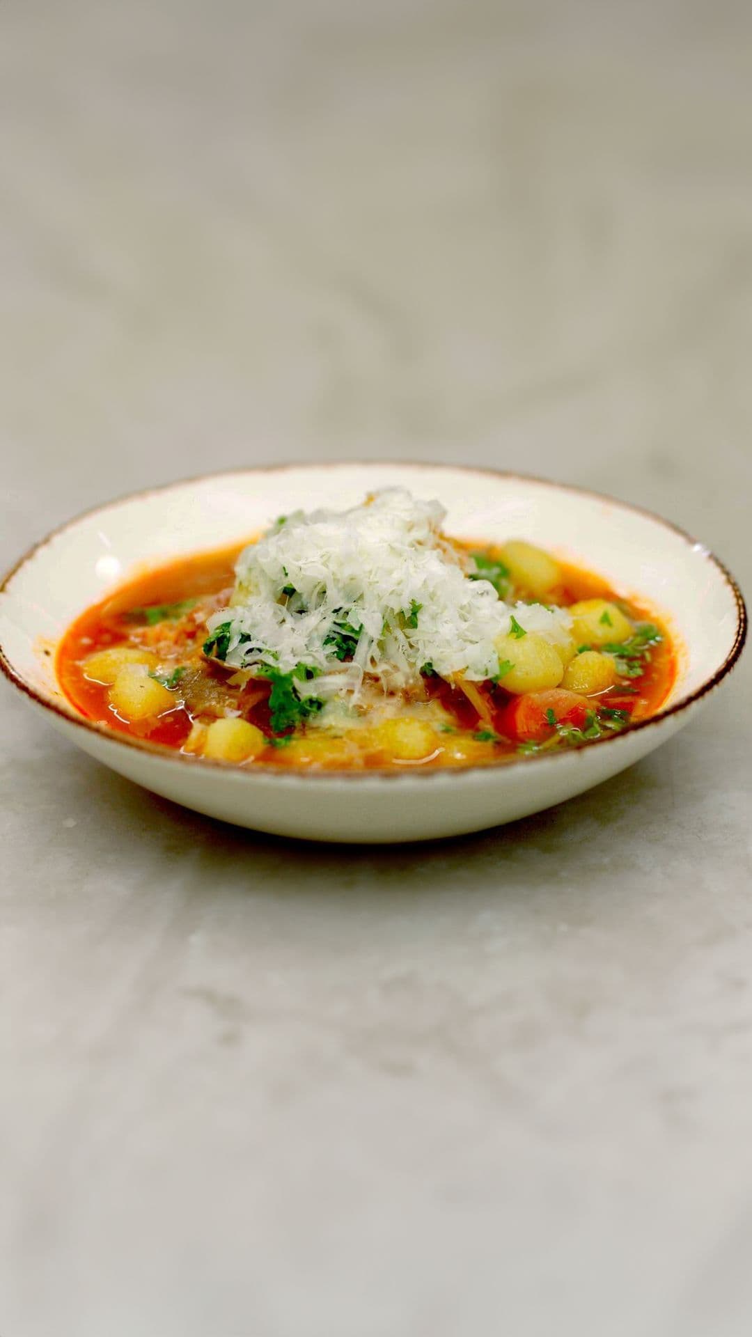 Groenteboost met gnocchi: een maaltijdsoep