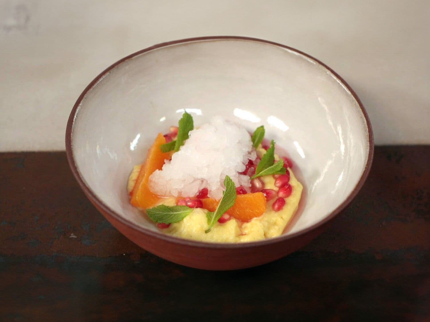 Salade van citrus met crème chiboust en granité van gin-tonic