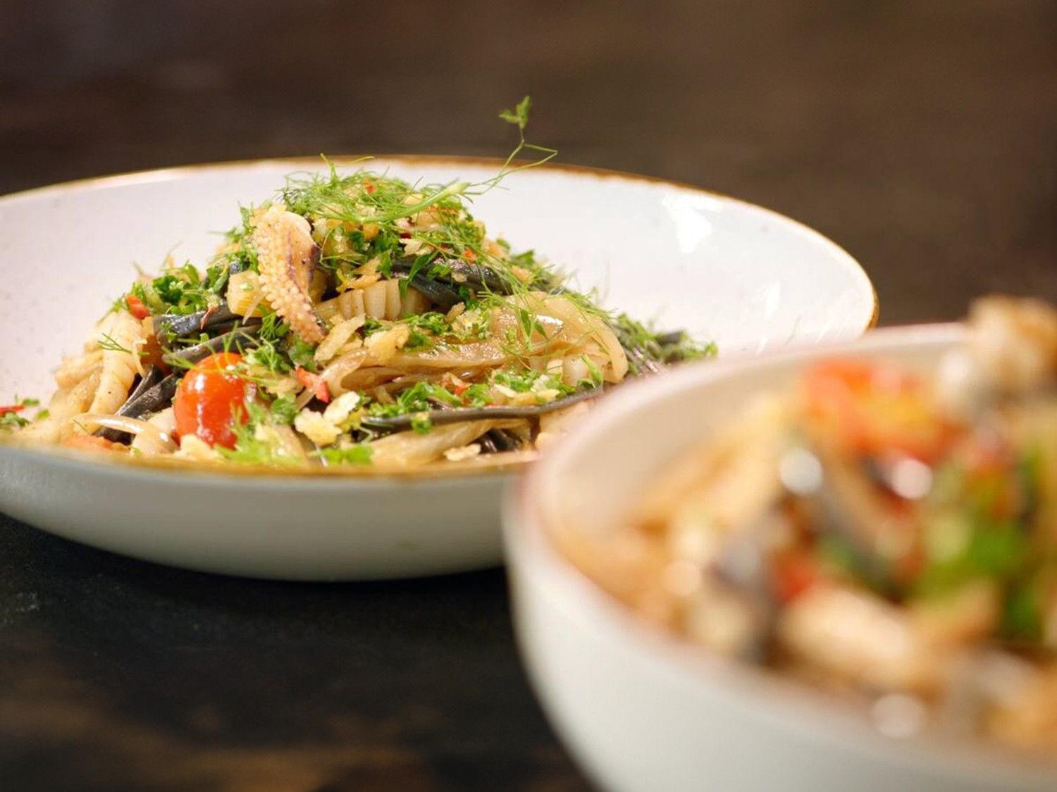 Zeekat met venkel, pasta en gremolata
