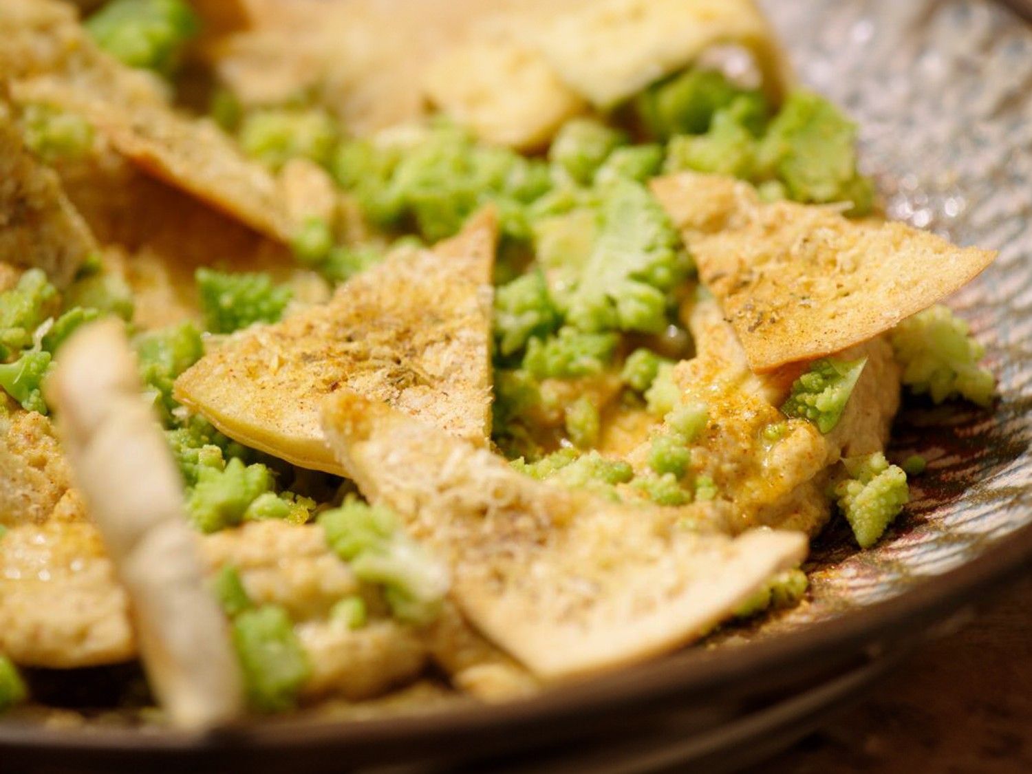 Pitachips met romanescodip