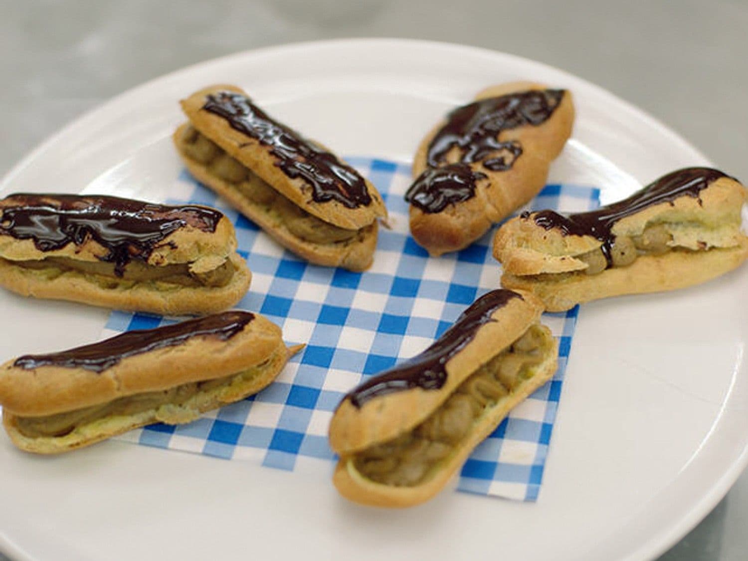 Kleine mokka-éclairs