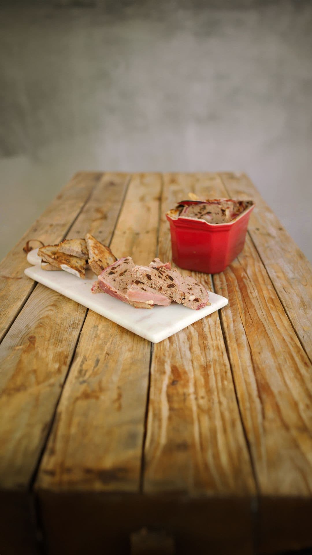 Paté van konijn met pruimen