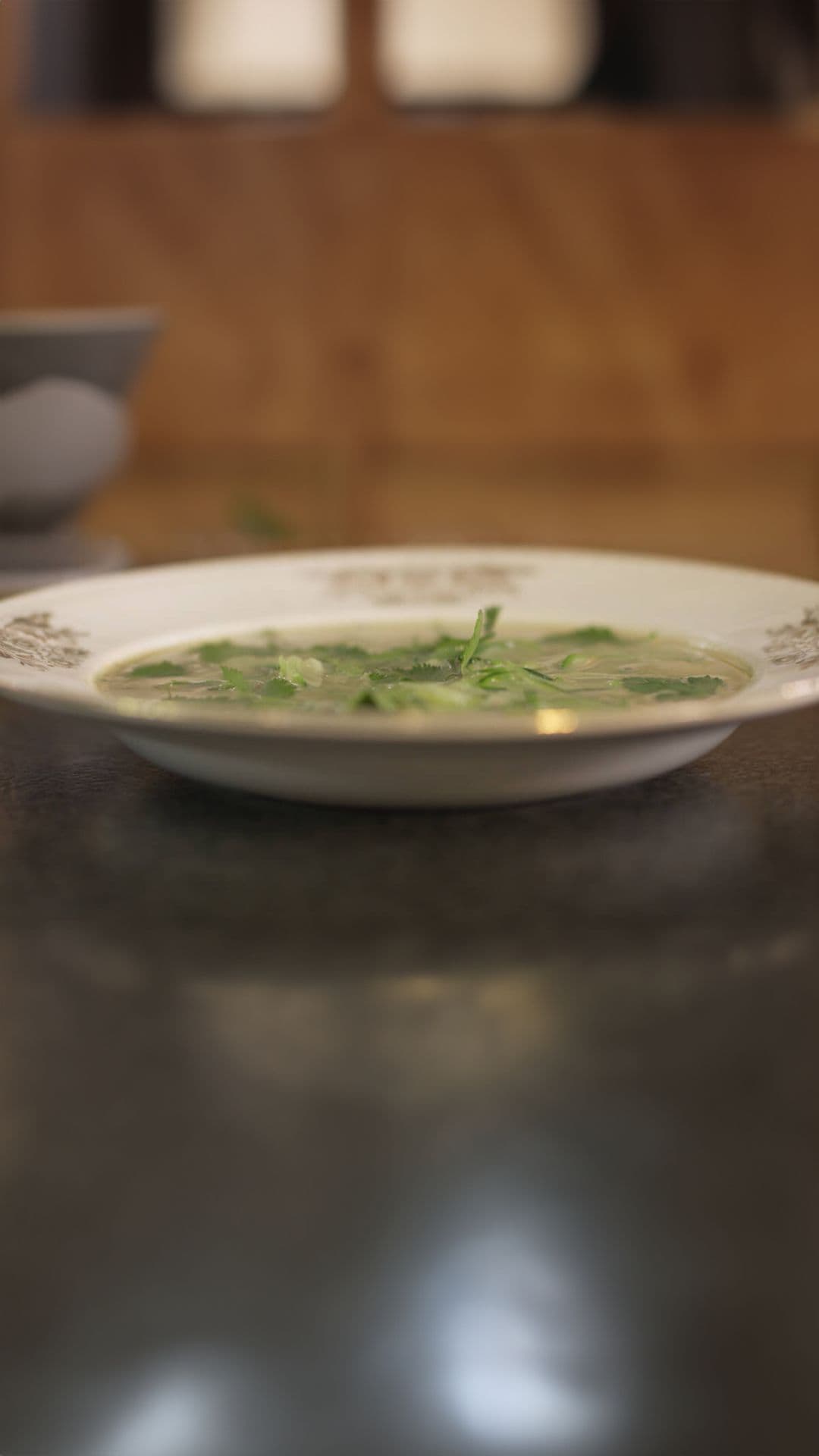 Courgettesoep met groene curry en kokos