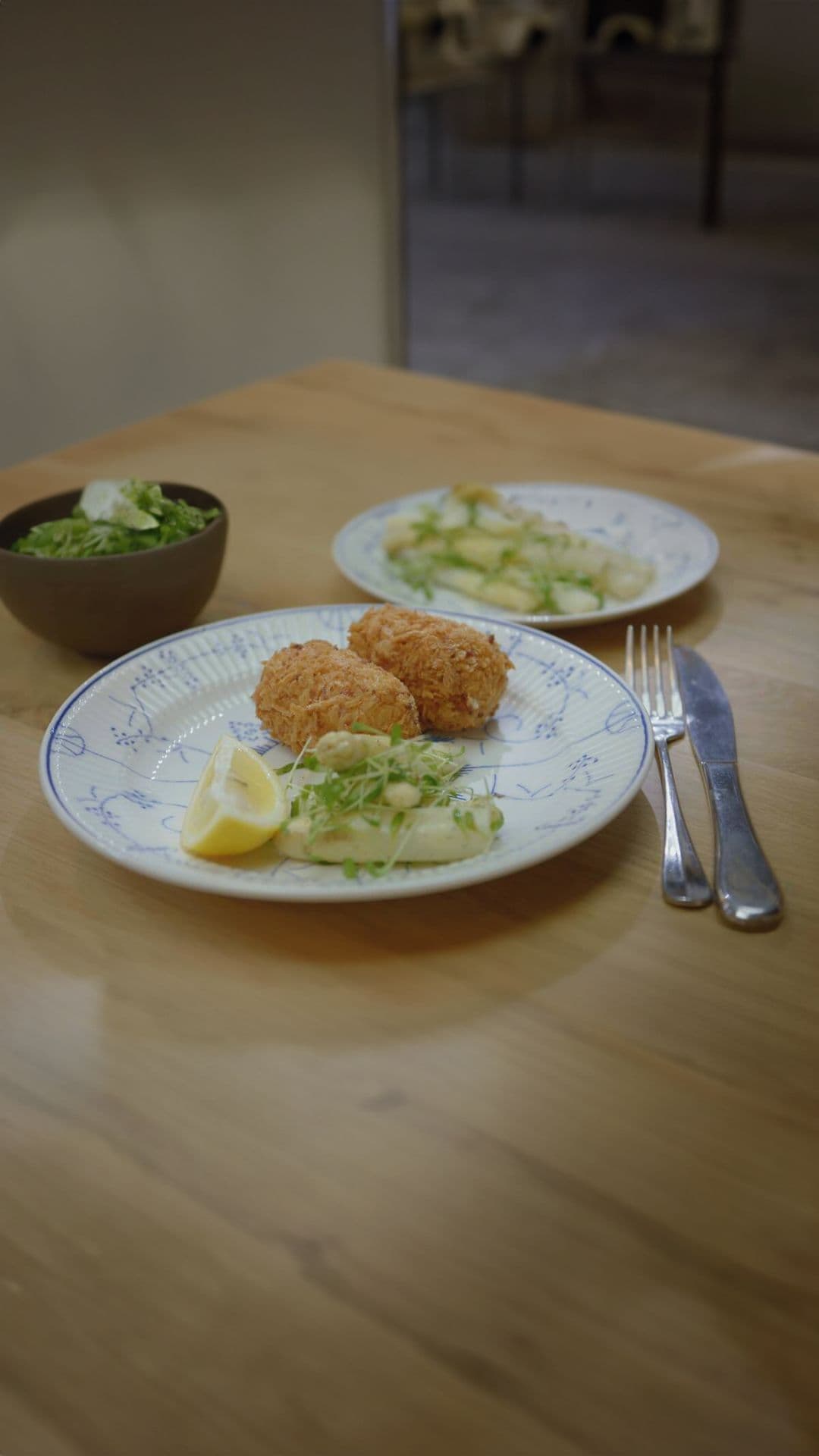 Kaaskroket met ham en asperges