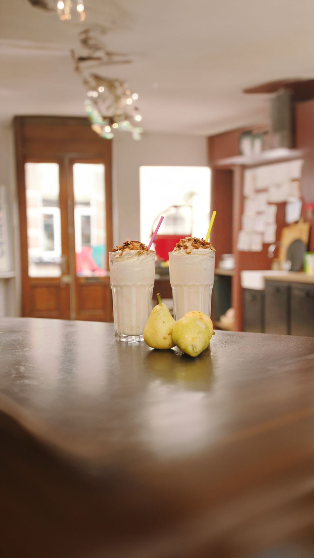 Shakespear milkshake met peer en yoghurtijs