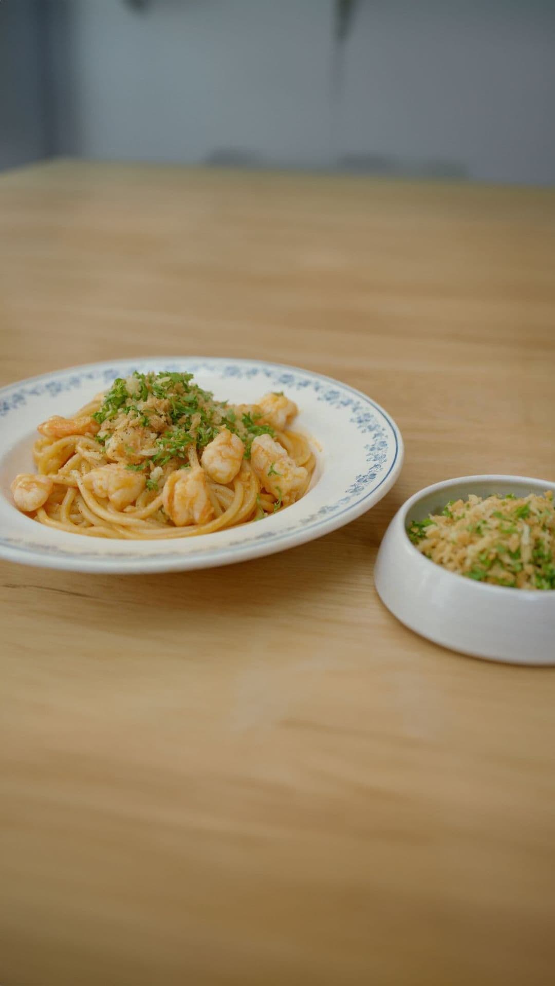 Pasta met gamba’s, look en chili
