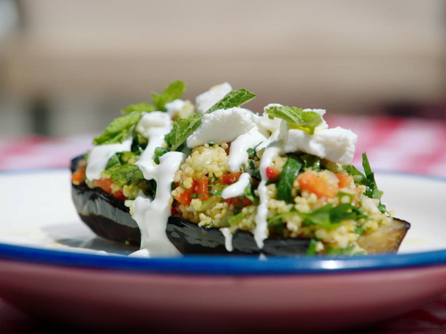 Geroosterde aubergine met tarwesalade 