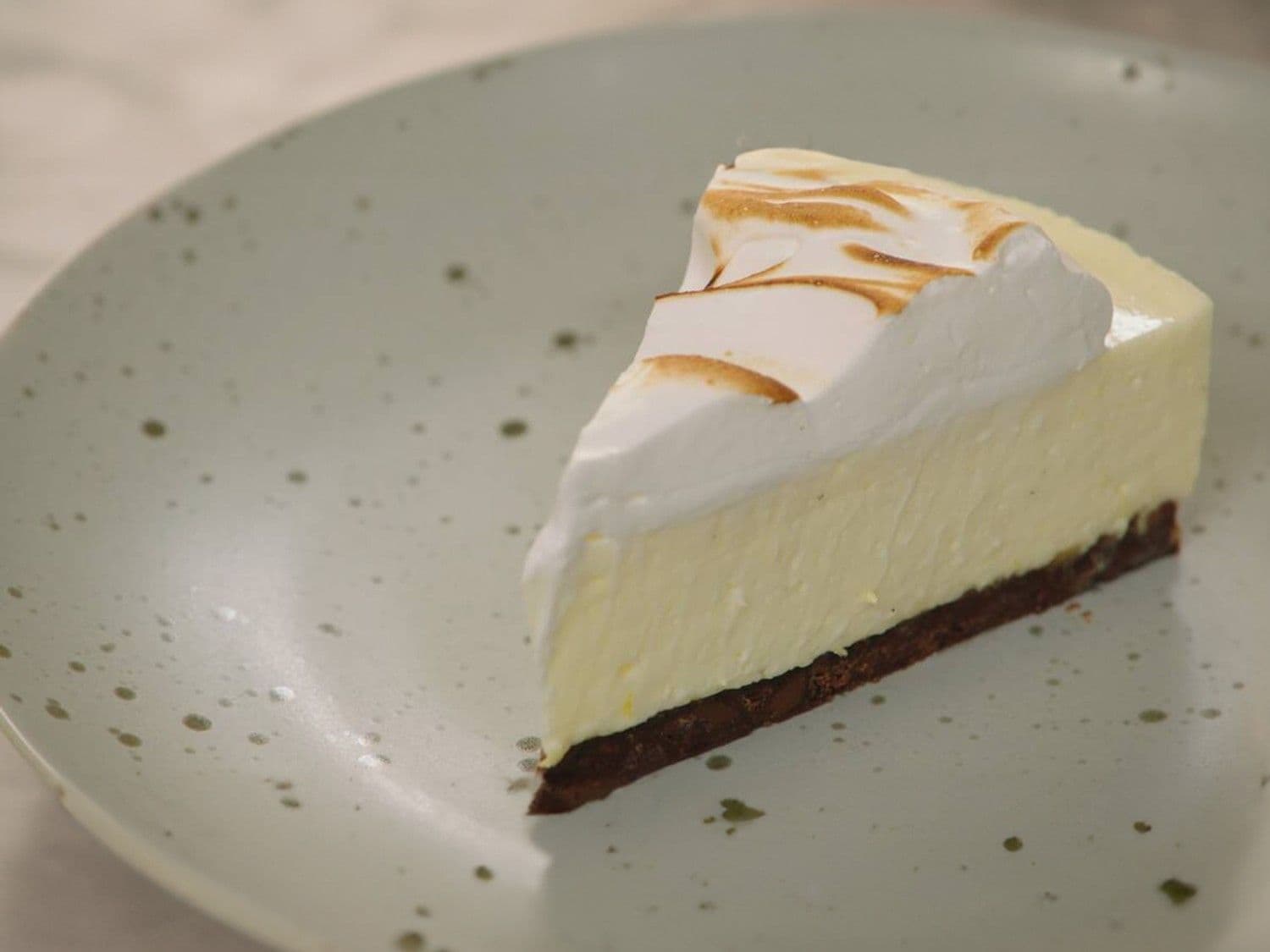 Citroenkaastaart met sinaasappelmarmelade en meringue