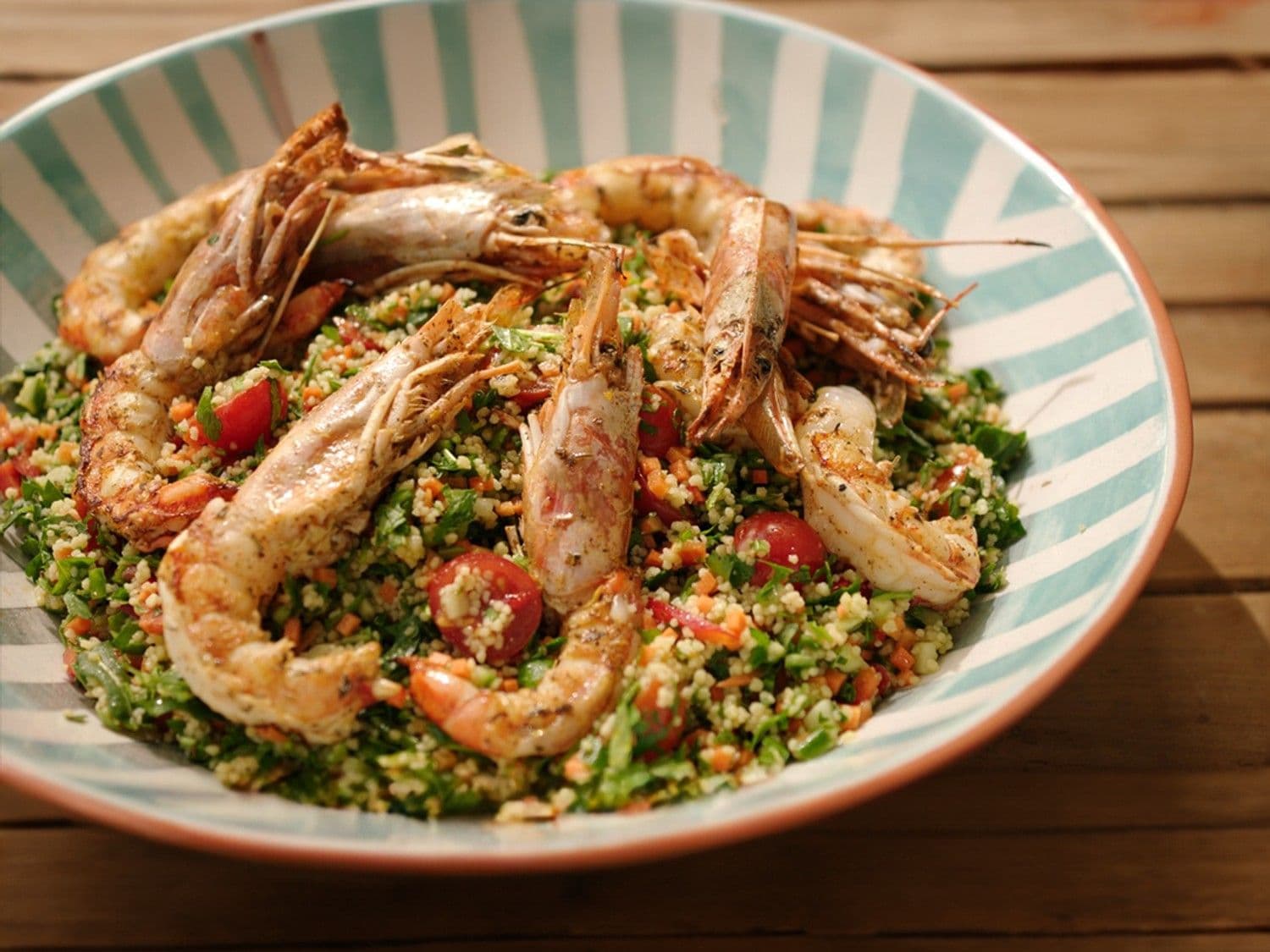 Couscoussalade met gegrilde gamba’s