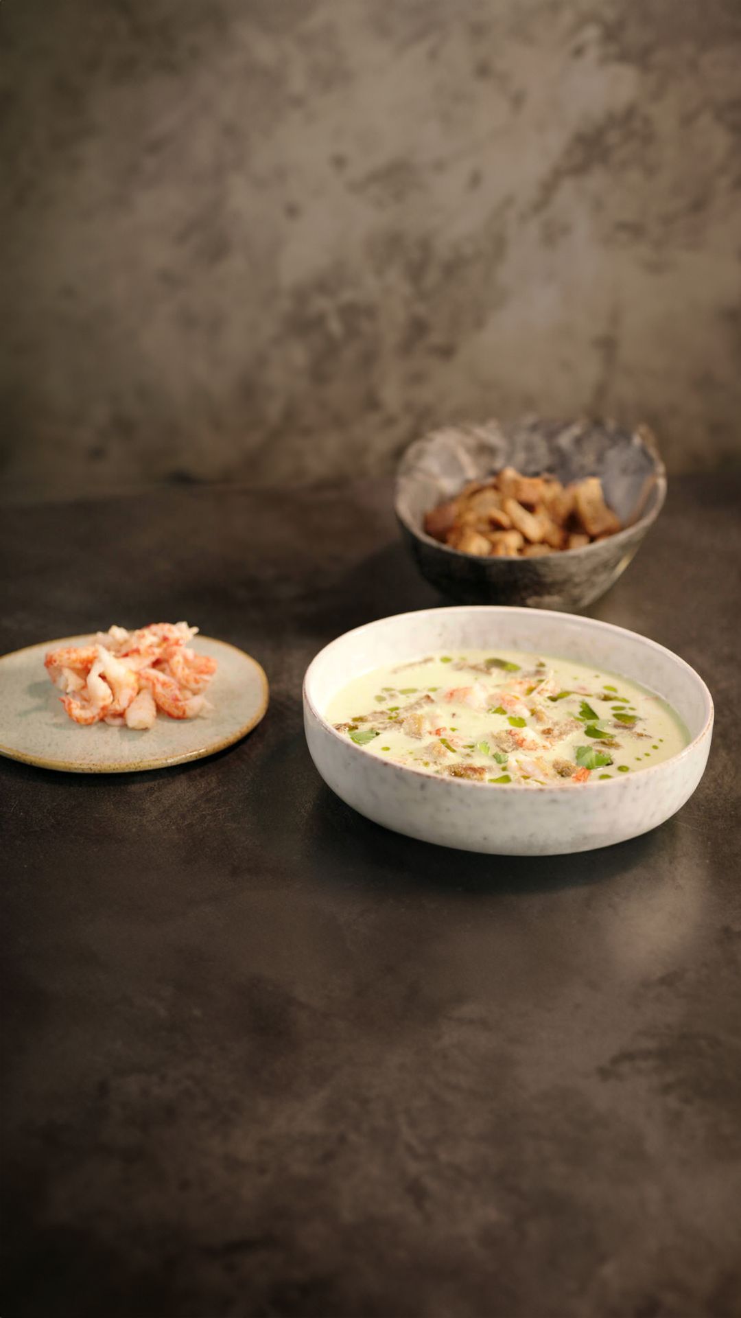 Thaise gazpacho met rivierkreeftjes en lookcroutons