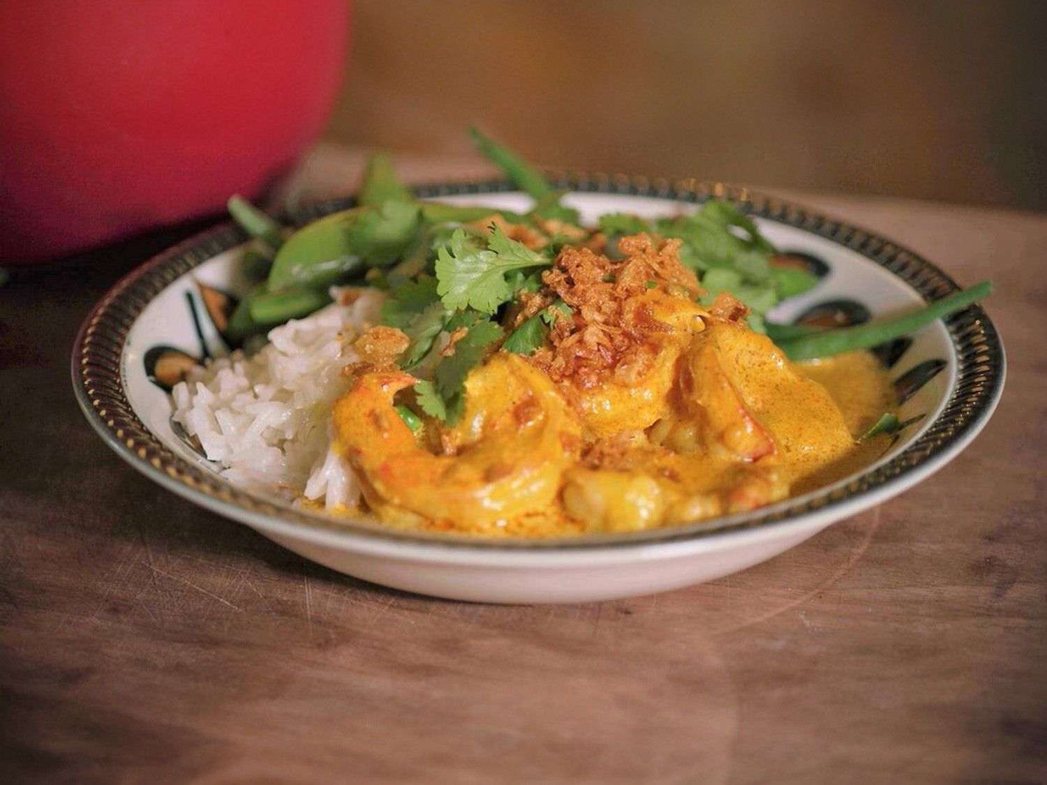 Scampi met curry en groene groenten