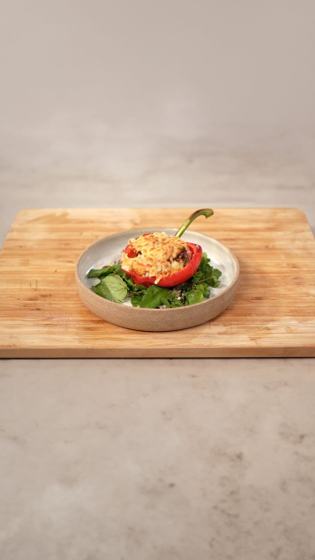 Gevulde paprika's met kip en fregola sarda