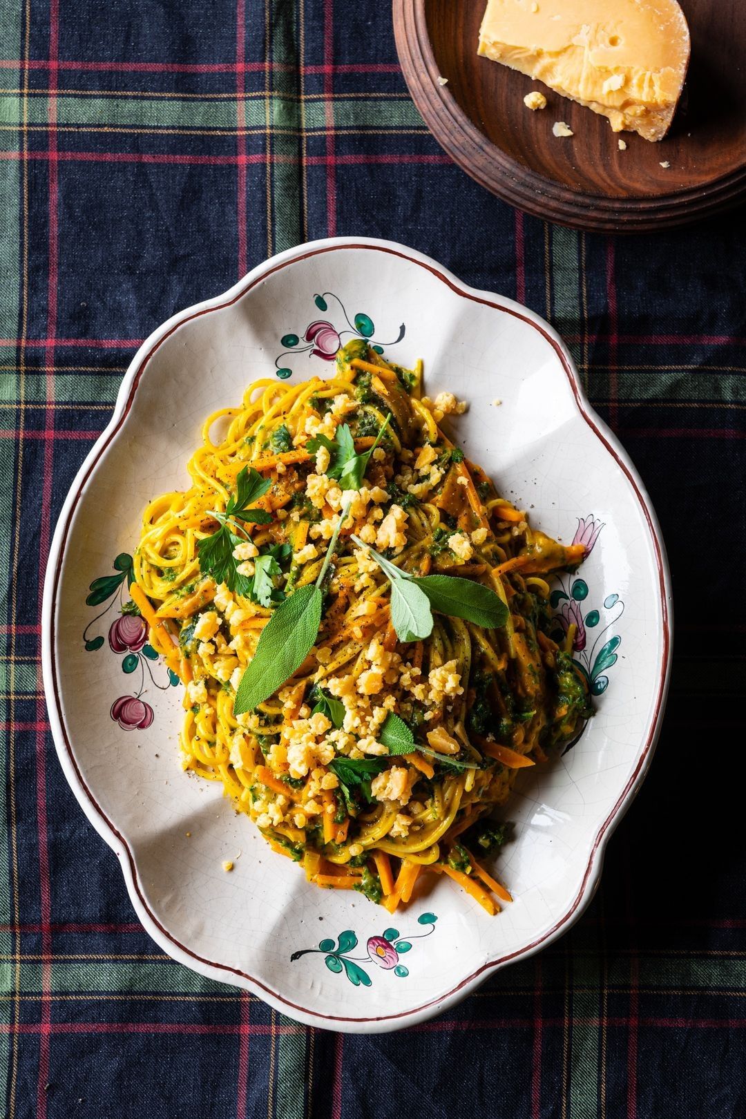 Spaghetti met pompoen, boerenkool en Oud Roeselare