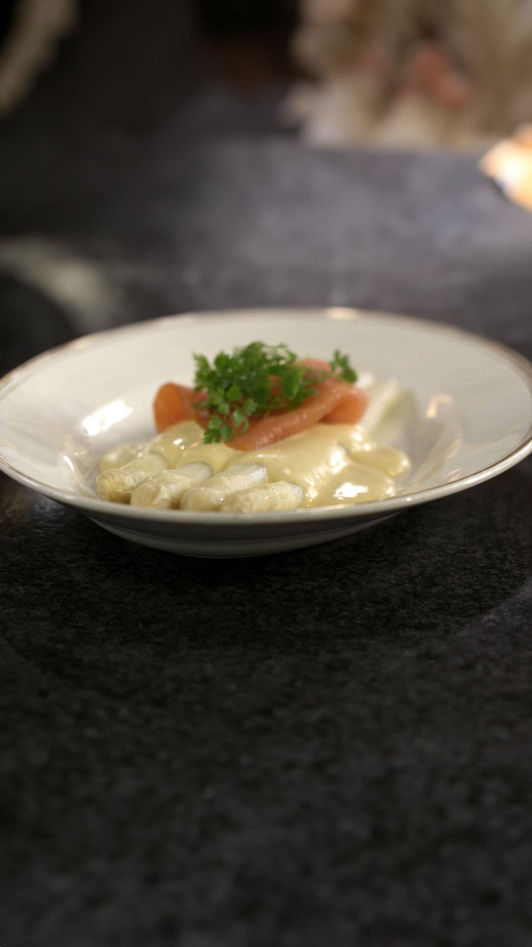 Asperges met gerookte zalm