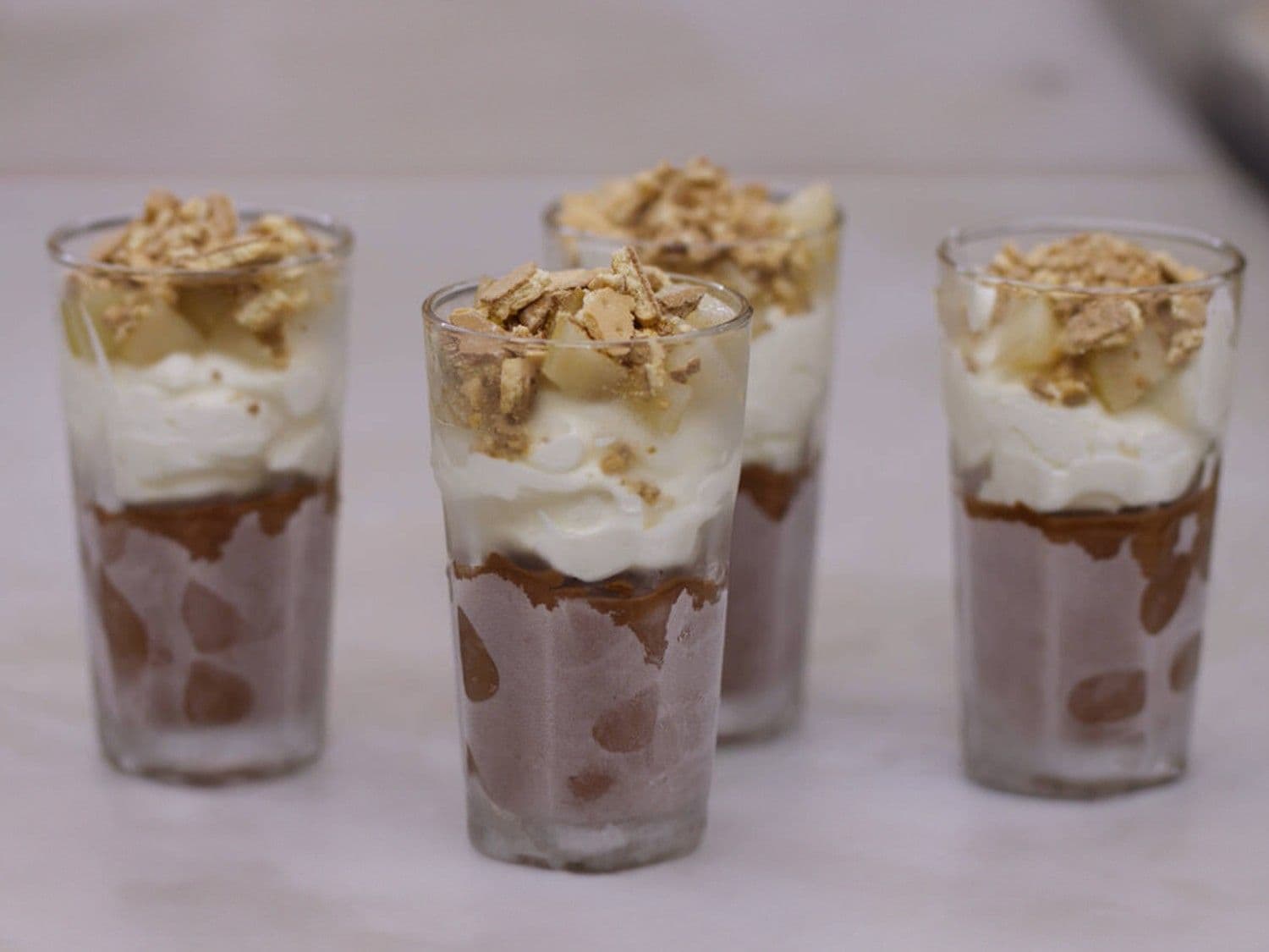 Chocoladeparfait met peren