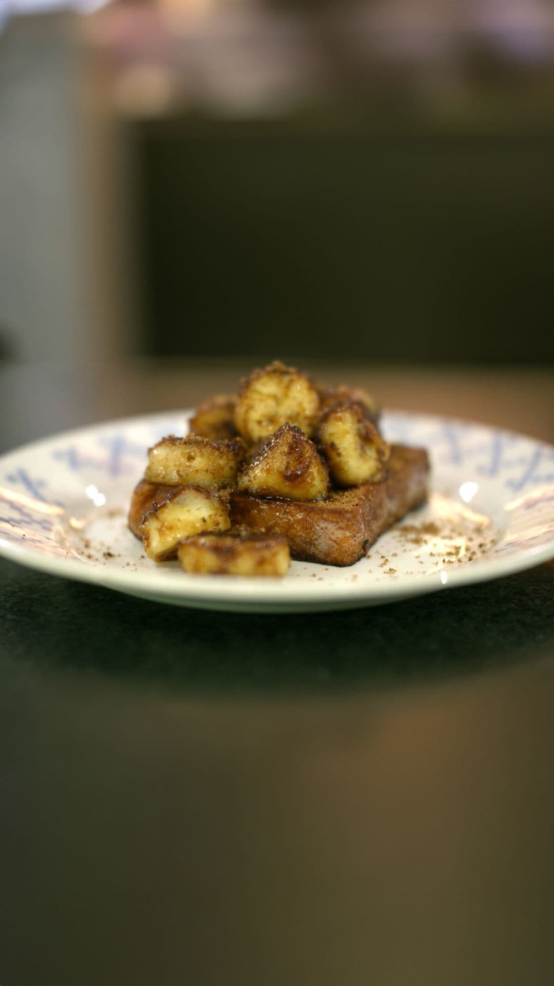 Wentelteefjes met kaneel en gebakken banaan