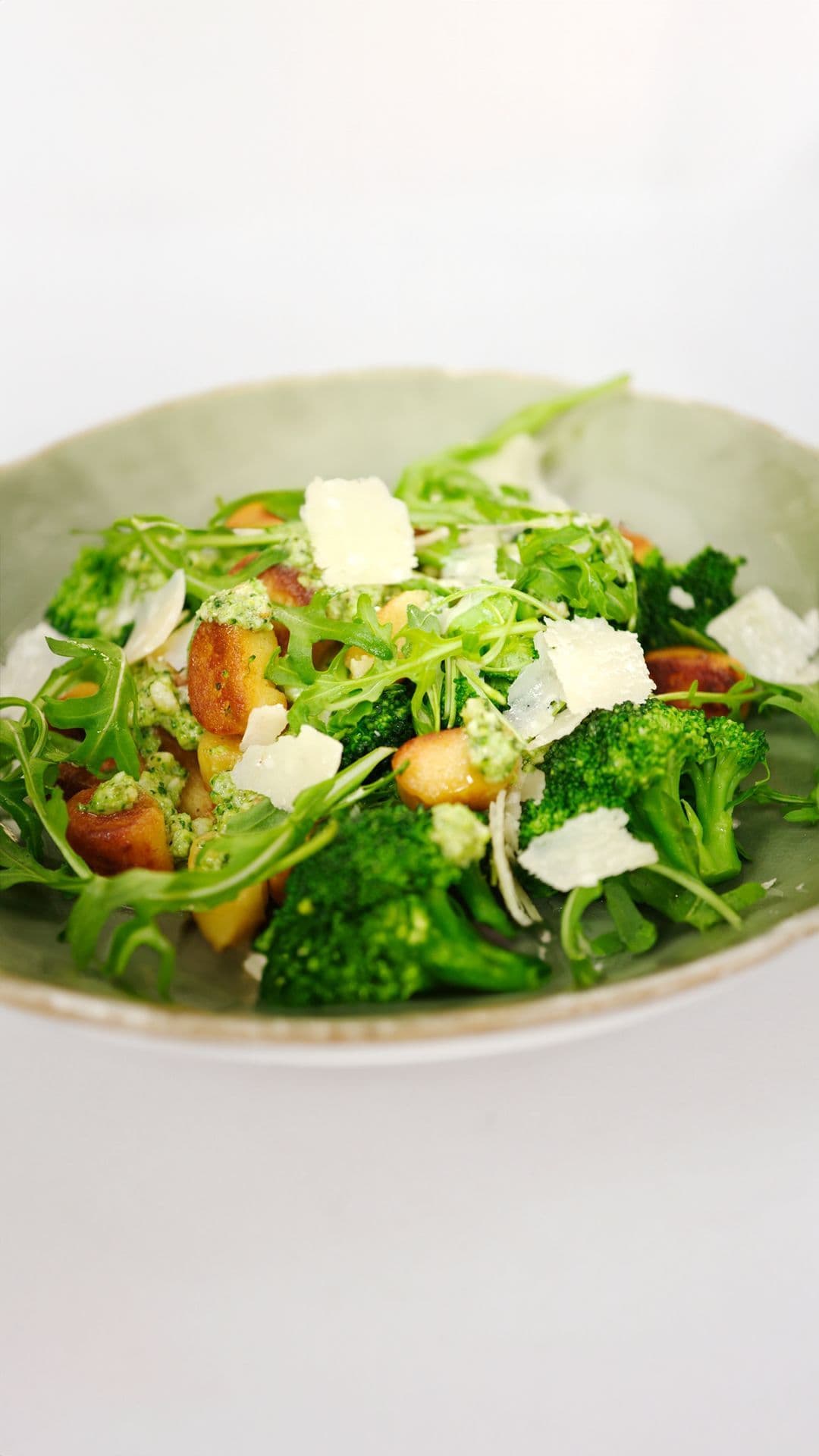 Gnocchi van aardappel met broccolipesto