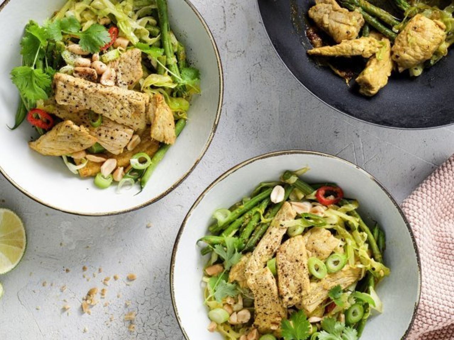 Wok met kalfsvlees met spitskool en boontjes