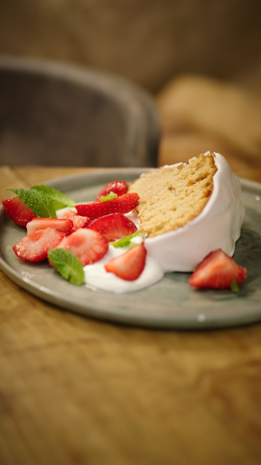 Tulbandcake met aardbeien en yoghurt